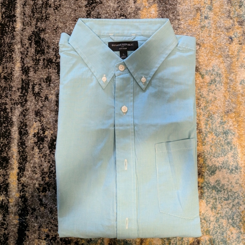 Banana Republic Outlet button down shirt NWOT